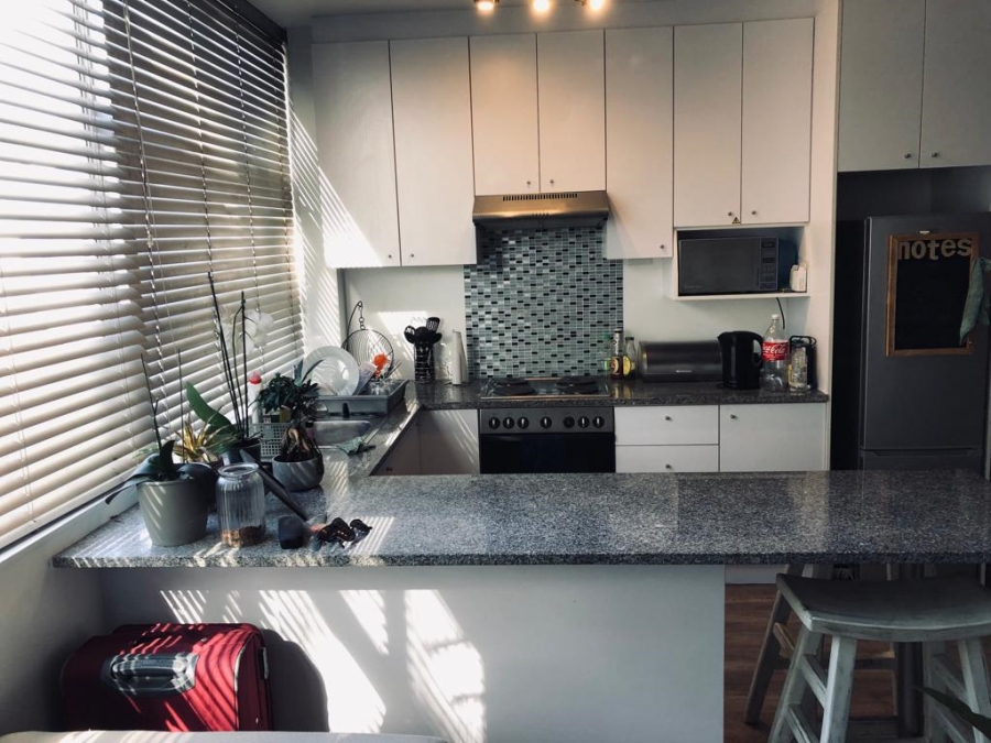 To Let 0 Bedroom Property for Rent in Sea Point Western Cape